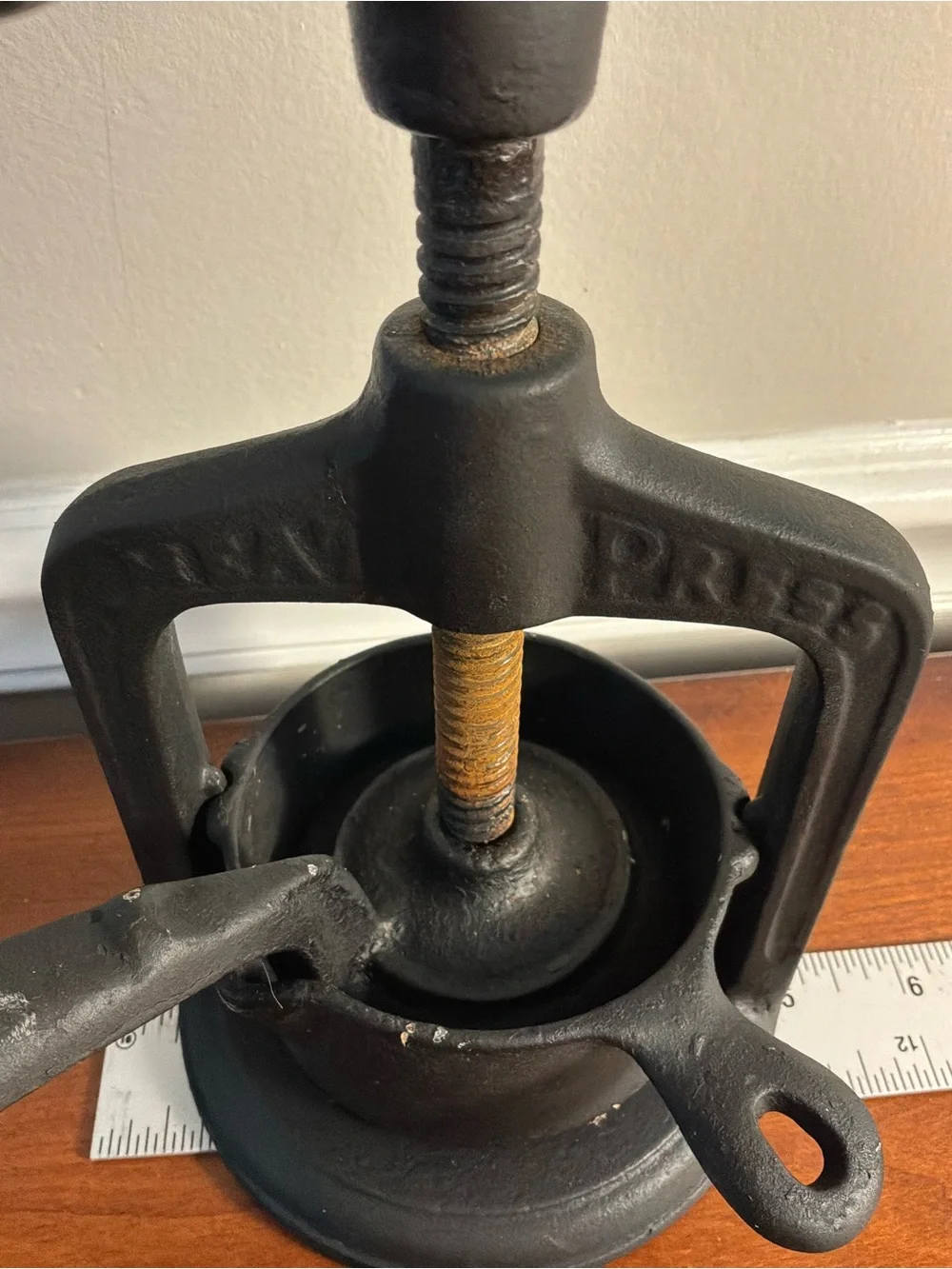 Vintage Brighton Black Cast Iron Hand Meat Press/Citrus Juicer
